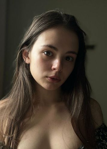 Карина, 20 лет