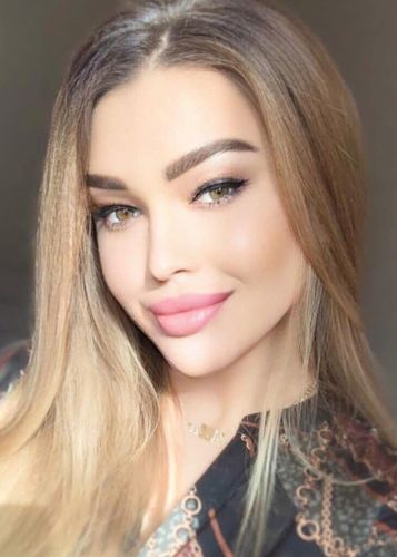 Настя, 24 года