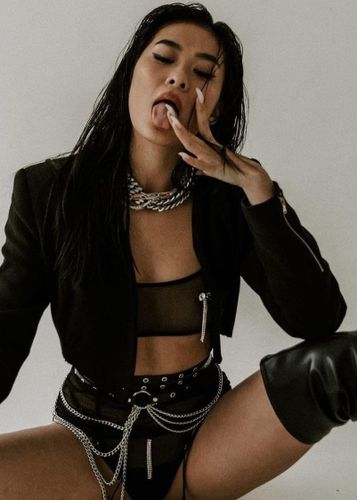 Тахира, 18 лет