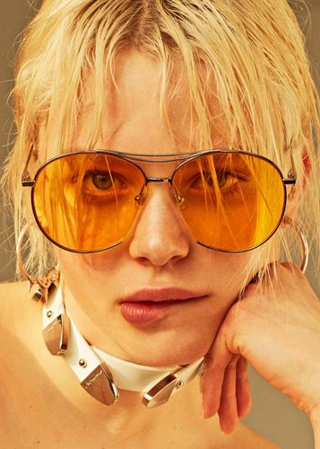 Света, 18 лет