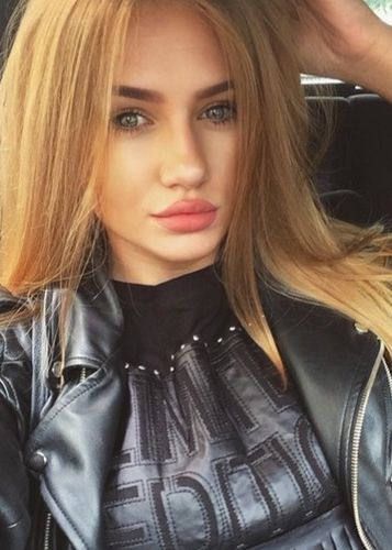 Настя, 25 лет