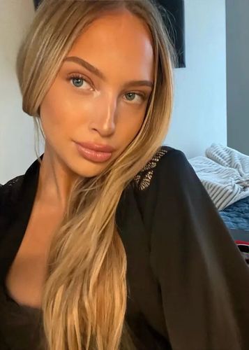Розалия, 22 года