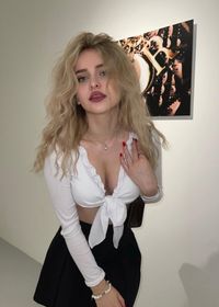 Эвелина, золотой дождь выдача, массаж классический, анкета 6718