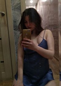 Проститутка Альбина, стриптиз профи, услуги семейной паре, тел. +7 942 661-43-94, анкета 10756