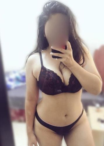 Лена Анал, 25 лет