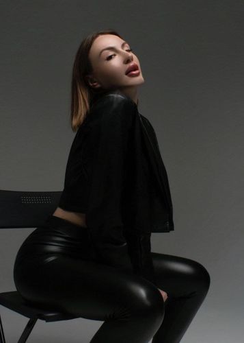 Анастасия, 24 года