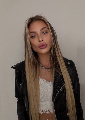 Николь, 25 лет